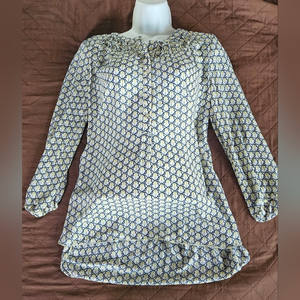 Women's size small blouse,  Max Studio,  women's top, Used.
